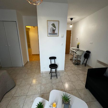 Le Studio Du 72 Lejlighed Bussy-Saint-Georges Eksteriør billede